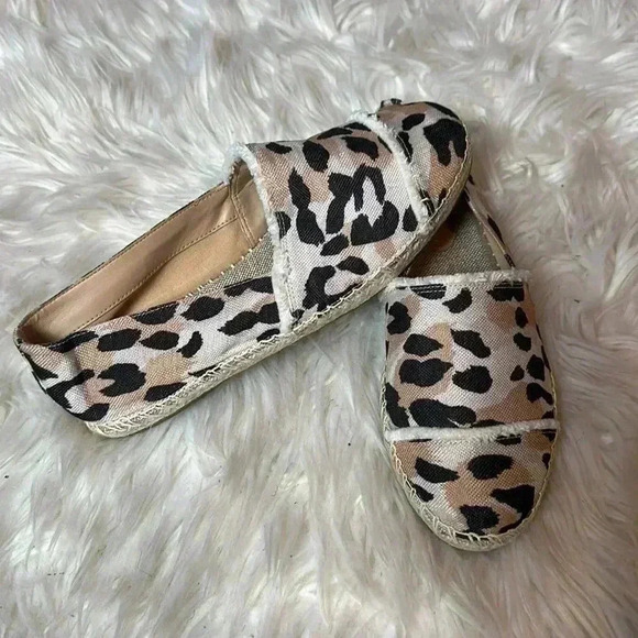 Designer Schutz Ohanna Leopard Fringe Canvas Espadrilles Loafer Flats Size 8.5 - Picture 10 of 10